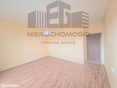 Słoneczna kawalerka w centrum miasta