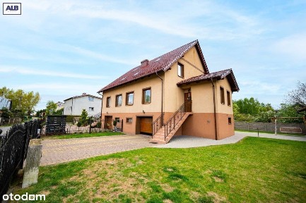 Duży bliźniak - 6 pokoi w Ostaszewie!