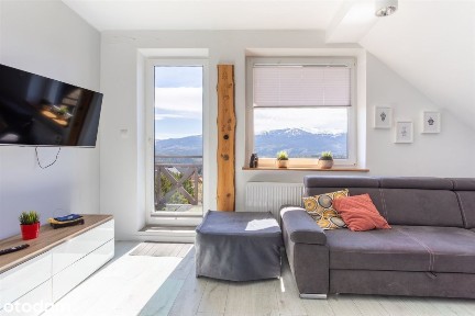 Apartament z widokiem na Karkonosze i dwoma balkon