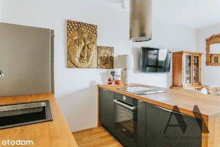 Studio z łóżkiem * Balkon * Klimatyzacja * Garaż