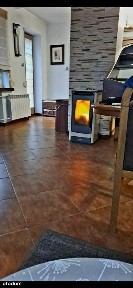Dom typu bliźniak w spokojnej okolicy.