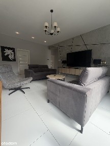 Wolnostojący dom z garażem i klimatyzacją, 4 pokoje