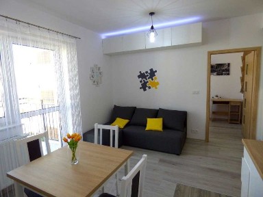 [nowe z 2026] 2-pokoje 31 m2 +miejsce postojowe +komórka lokatorska +duży balkon +2xTV +biurko +duża szafa - ul. Filmowa 3B - od 01.08.2026
