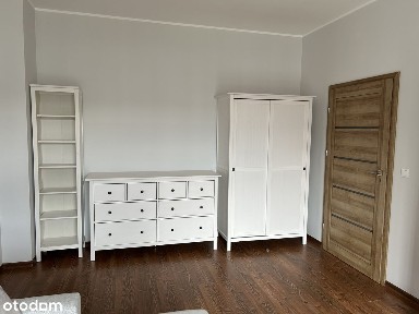 Komfortowy słoneczny 2 pok. apartament z garażem podziemnym i siłownią