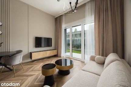 Apartament z prywatnym ogródkiem | Modern Mokotów