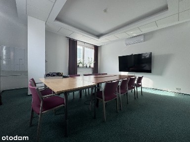 Powierzchnia biurowa 620m², układ gabinetowy