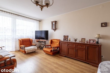 Dwupoziomowe mieszkanie z balkonem i garażem