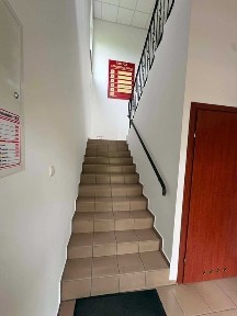 POWIERZCHNIA BIUROWA do wynajęcia - ul. Spółdzielców 19 B - 14 m2
