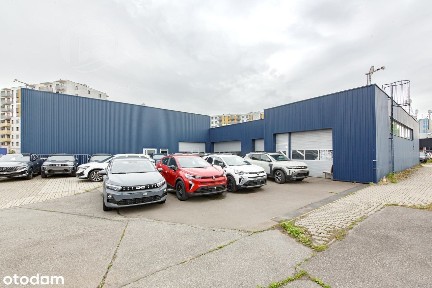 Salon samochodowy/parking i warsztat