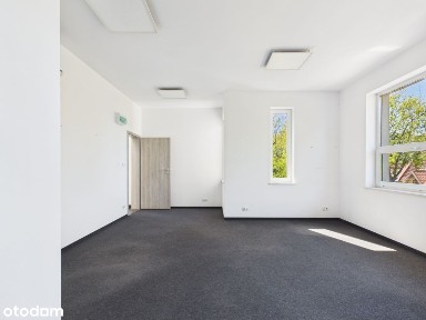 Lokal biurowy 156 m² | 2 piętra | Metro Trocka