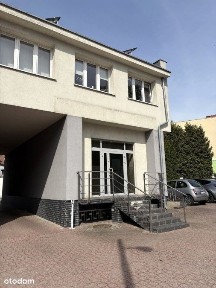 Przestronny Lokal Pod Każdą Działalność