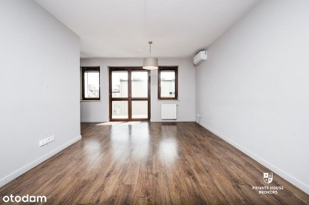 64m 2pok lokal, garaż, balkon klimatyzacja ul. Lea
