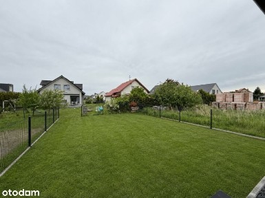Bliźniak na działce 400 m² | Brak skosów, kanalizacja | Dobrzykowice