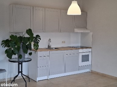 Trzypokojowe mieszkanie z balkonem i garażem w Częstochowie