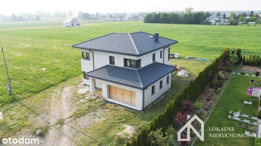 Nowoczesna, elegancka willa w miejscowości Brzozów-Kolonia na sprzedaż