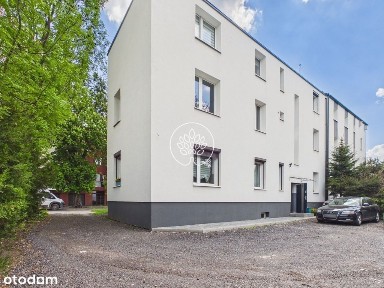 Kawalerka blisko centrum,teren prywatny.