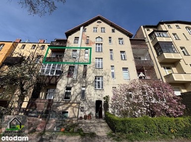 Przestronne, słoneczne, 2 balkony w centrum Jeleniej Góry