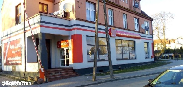 Lokal usługowy w kamienicy z parkingiem i witryną