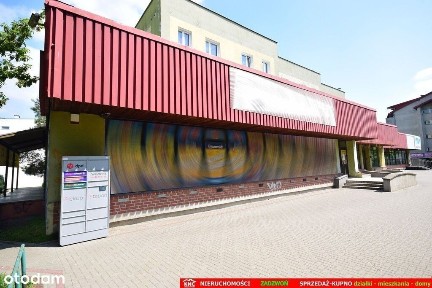 Duży lokal handlowo-usługowy, parter, rampa.