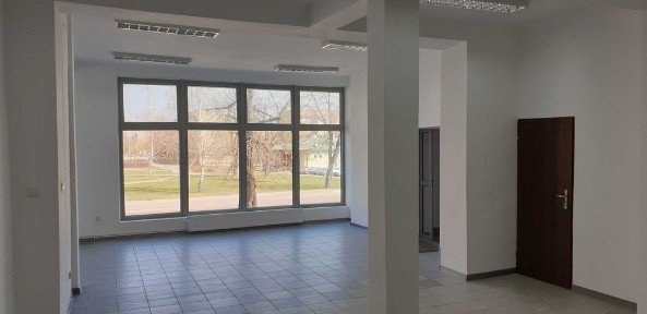 Lokal przy głównej ulicy - 150m.kw.