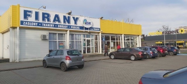 Pawilon handlowy (707m2) w centrum Tarnobrzega