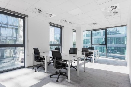 Wynajem biura w Krakowie: Prywatna 3-4-osobowa powierzchnia biurowa w prestiżowej lokalizacji Regus Equal Park Building B