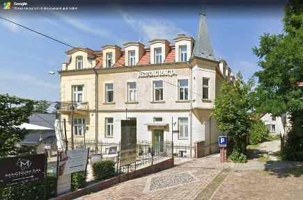 Lokal usługowo-biurowy w centrum Wieliczki Dworzec Kopalnia Soli 150m