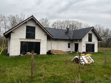 Bliźniak na sprzedaż całość 320m2, działka 1980m2