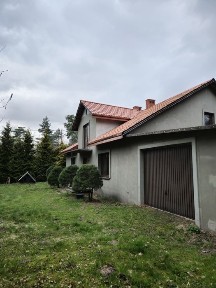 Sprzedam urokliwy dom z siedliskiem