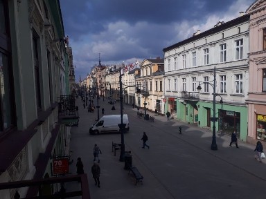 Lokal/ biuro, fryzjer tattoo ok 90 m2 okazja Piotrkowska deptak!