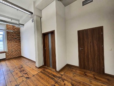 Loftowy, słoneczny lokal na parterze, 58 m2, fabryka Kohna - bezpośrednio