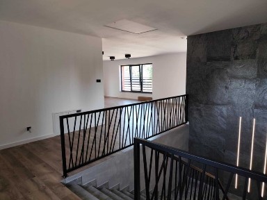 Nowoczesny lokal biurowy 165m2 - wysoki standard, fotowoltaika