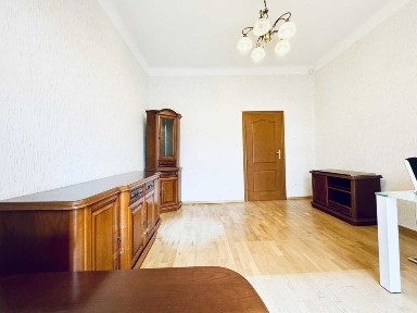 Apartament 4-pokojowy z dwoma miejscami parkingowymi