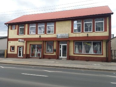 Dom z możliwością łączenia działalności z mieszkaniem