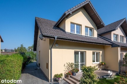Dom w zabudowie bliźniaczej w świetnej lokalizacji