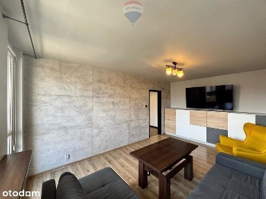Dwupokojowe M - 51 m² po remoncie balkon