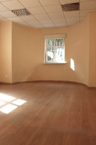 BIuro do wynajęcia centrum 13 m2 parter