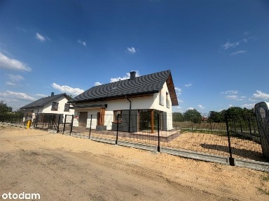 Dom, 146 m², Jachranka