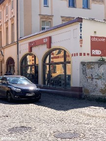 Lokal handlowo-usługowy do wynajęcia - Rynek - WAKACJE CZYNSZOWE
