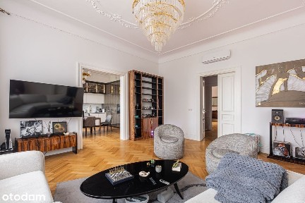 Winda | Balkon z widokiem na PKiN | 4 m sufity