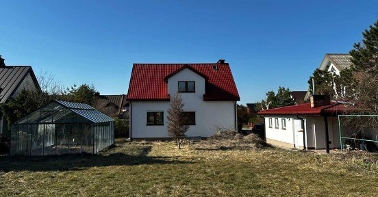 Dom w doskonałej lokalizacji - 189,5m2 + Budynek gospodarczy - 2xGaraż