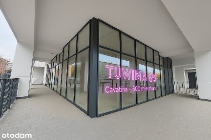 Gotowy do wejścia narożny w samym centrum
