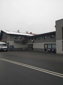 Atrakcyjny lokal handlowo-usługowy w sercu Czyżowic - główna ulica!