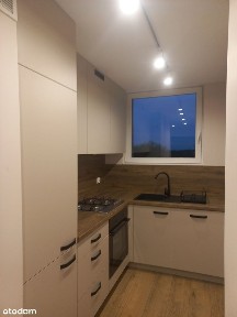 ul. Spychalskiego, stan idealny, po generalnym remoncie, balkon