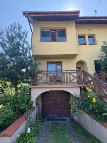 Przestronny dom z dużą działką 1087 m² i zadbanym ogrodem - Kurów - 20 min od Lublina