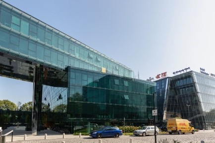 Wynajem biura w Krakowie: Znajdź profesjonalną powierzchnię biurową w lokalizacji Regus Equal Park Building B na elastycznych warunkach.