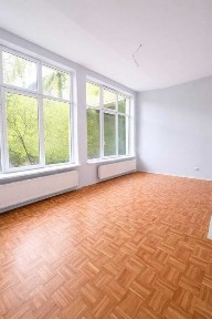 Duża kawalerka na wynajem. Centrum!