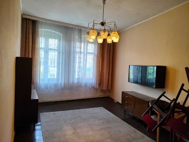 Mieszkanie 3 pokojowe w kamienicy na Wildzie