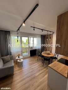 Ładne PO Generalnym Remoncie M-4,42,4m2,loggia!