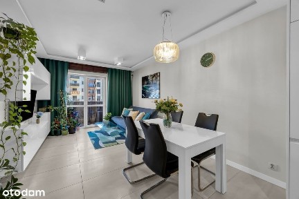 Duży balkon | Ogrody Włochy | Miejsce postojowe